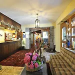 Etoile De Neige Hotel