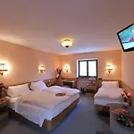 Etoile De Neige Hotel 2*