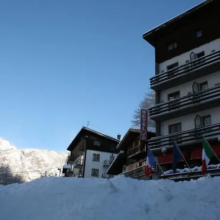 Etoile De Neige 2*