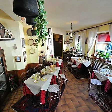 Hotel Etoile De Neige 2*