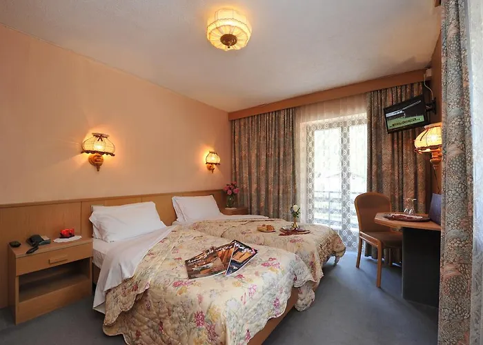 Etoile De Neige Hotel