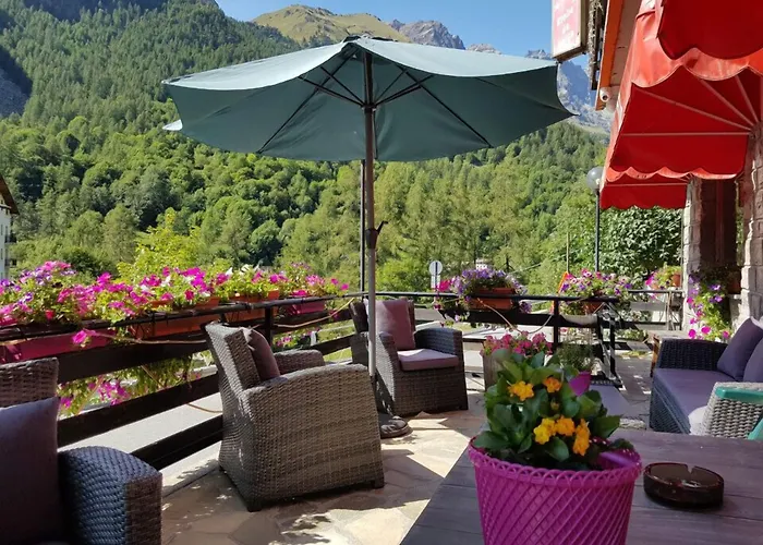 Etoile De Neige Hotel