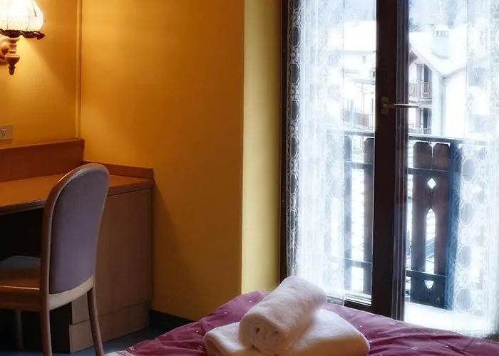 Hotel Etoile De Neige 2*